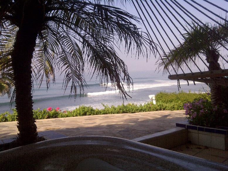 Rosarito-Las-Gaviotas-Bahiti-2Hottub-Surf-view.jpg