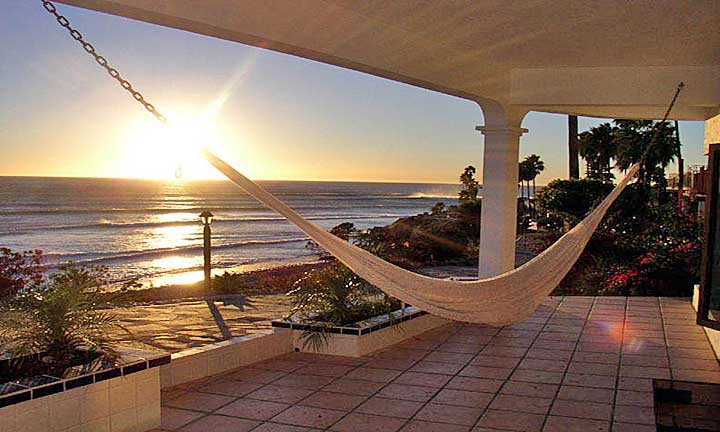 Rosarito-Las-Gaviotas-Bahiti-lowerdeck.jpg
