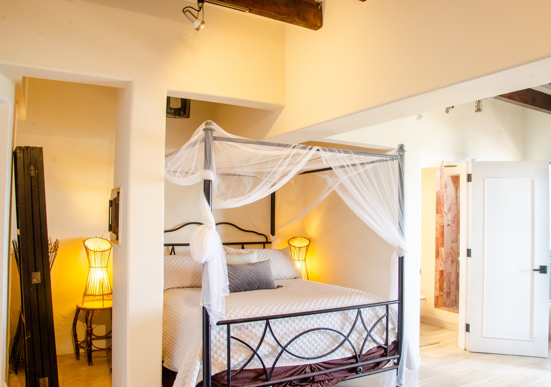 las-gaviotas-rental-casa-bahiti-the-downstairs.jpg